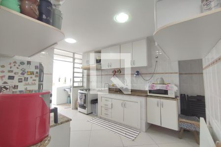 Apartamento à venda com 88m², 2 quartos e 1 vaga Apartamento à venda com 88m², 2 quartos e 1 vagaCozinha