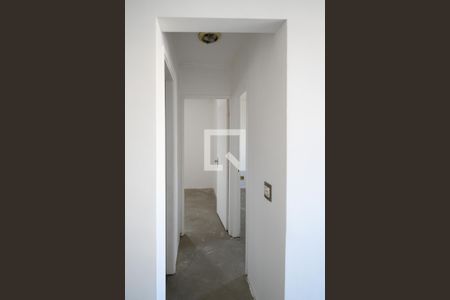 Apartamento à venda com 64m², 2 quartos e 1 vaga Apartamento à venda com 64m², 2 quartos e 1 vagaCorredor