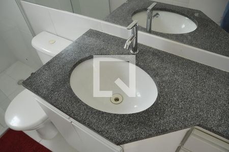 Casa de condomínio para alugar com 110m², 2 quartos e 3 vagasBanheiro  1