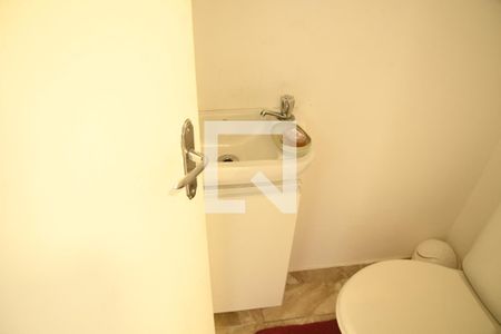 Casa de condomínio para alugar com 110m², 2 quartos e 3 vagasBanheiro 2