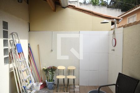 Casa de condomínio para alugar com 110m², 2 quartos e 3 vagasÁrea de serviço