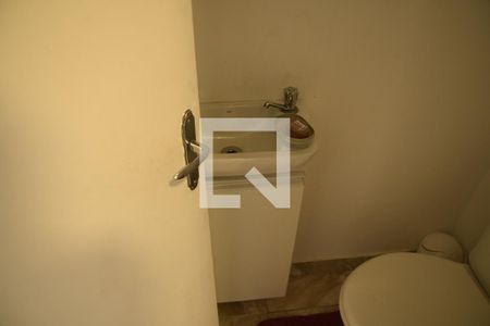 Casa de condomínio para alugar com 110m², 2 quartos e 3 vagasBanheiro 2