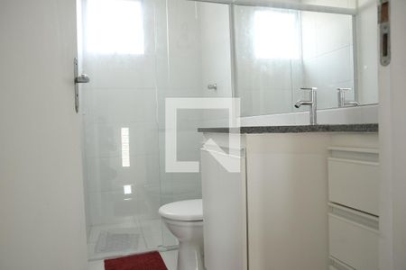 Casa de condomínio para alugar com 110m², 2 quartos e 3 vagasBanheiro  1