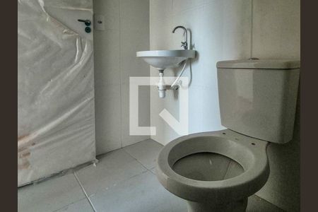 Apartamento à venda com 43m², 2 quartos e 1 vaga Apartamento à venda com 43m², 2 quartos e 1 vagaBanheiro