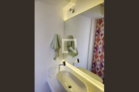 Lavabo de apartamento à venda com 2 quartos, 103m² em Brooklin Paulista, São Paulo