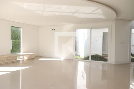 Casa à venda com 480m², 4 quartos e 4 vagasestar social