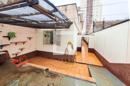 Casa à venda com 225m², 3 quartos e 2 vagasQuintal