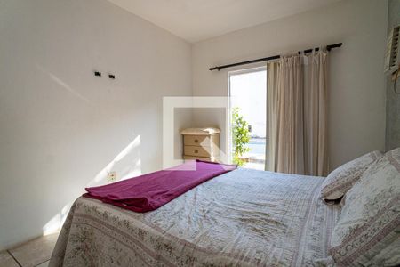 Casa à venda com 200m², 4 quartos e 2 vagasSuíte 2