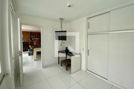 Apartamento à venda com 280m², 3 quartos e 2 vagasQuarto 3