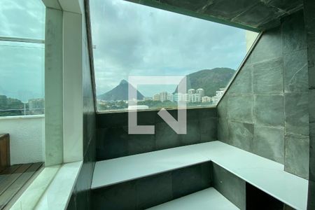 Apartamento à venda com 280m², 3 quartos e 2 vagasSauna