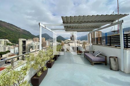 Apartamento à venda com 280m², 3 quartos e 2 vagasÁrea externa