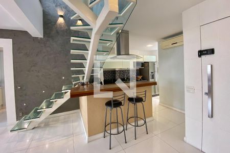 Apartamento à venda com 280m², 3 quartos e 2 vagasCozinha