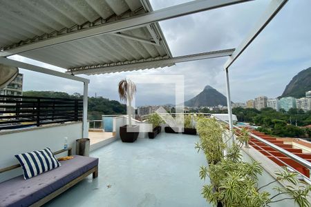 Apartamento à venda com 280m², 3 quartos e 2 vagasÁrea externa