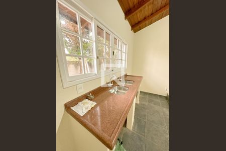 Casa para alugar com 250m², 2 quartos e 2 vagasDetalhe da cozinha
