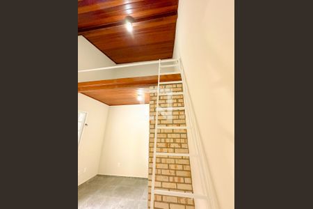Casa para alugar com 250m², 2 quartos e 2 vagasQuarto