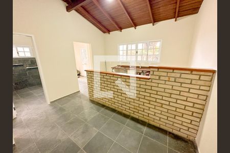 Casa para alugar com 250m², 2 quartos e 2 vagasCozinha
