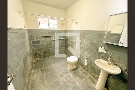 Casa para alugar com 250m², 2 quartos e 2 vagasBanheiro
