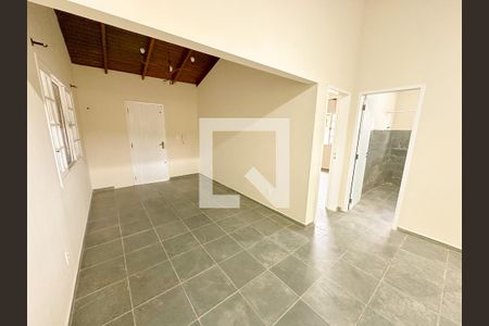 Casa para alugar com 250m², 2 quartos e 2 vagasSala