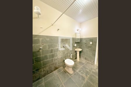 Casa para alugar com 250m², 2 quartos e 2 vagasBanheiro