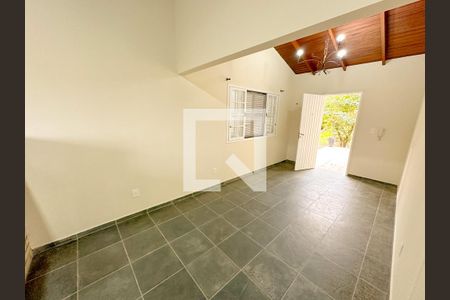 Casa para alugar com 250m², 2 quartos e 2 vagasSala