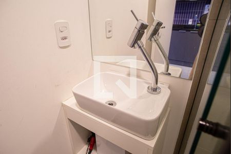 Banheiro de kitnet/studio à venda com 1 quarto, 19m² em Bela Vista, São Paulo