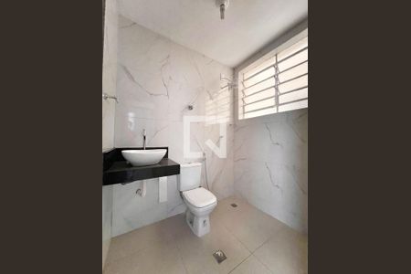 Apartamento à venda com 95m², 3 quartos e sem vaga Apartamento à venda com 95m², 3 quartos e sem vagaBanheiro