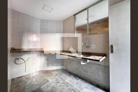 Apartamento à venda com 95m², 3 quartos e sem vaga Apartamento à venda com 95m², 3 quartos e sem vagaCozinha