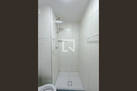 Banheiro de kitnet/studio à venda com 1 quarto, 36m² em Vila Firmiano Pinto, São Paulo