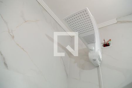 Casa à venda com 180m², 4 quartos e 3 vagas Casa à venda com 180m², 4 quartos e 3 vagasBanheiro da Suíte - Chuveiro