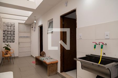 Casa à venda com 180m², 4 quartos e 3 vagas Casa à venda com 180m², 4 quartos e 3 vagasÁrea de Serviço