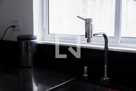 Casa à venda com 180m², 4 quartos e 3 vagas Casa à venda com 180m², 4 quartos e 3 vagasCozinha - Pia