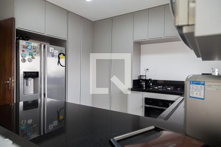 Casa à venda com 180m², 4 quartos e 3 vagas Casa à venda com 180m², 4 quartos e 3 vagasCozinha