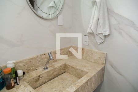 Casa à venda com 180m², 4 quartos e 3 vagas Casa à venda com 180m², 4 quartos e 3 vagasBanheiro da Suíte - Pia