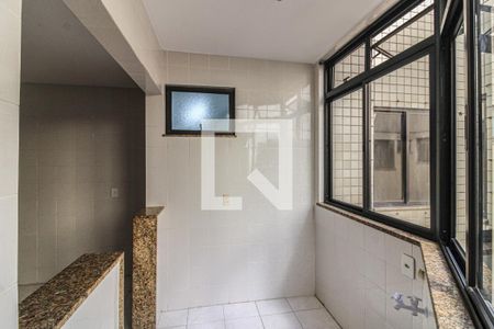 Apartamento à venda com 120m², 3 quartos e 2 vagasÁrea de Serviço