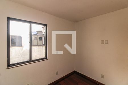 Apartamento à venda com 120m², 3 quartos e 2 vagasQuarto 2