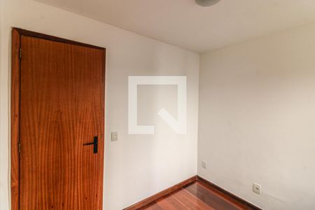 Apartamento à venda com 120m², 3 quartos e 2 vagasQuarto 2