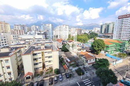 Apartamento para alugar com 86m², 2 quartos e 1 vagaÁrea de Serviço
