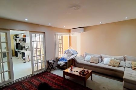 Casa para alugar com 360m², 3 quartos e 2 vagassala de tv