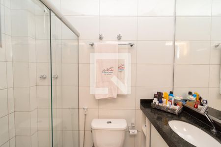 Apartamento à venda com 143m², 3 quartos e 3 vagasBanheiro da Suíte