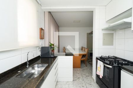 Apartamento à venda com 143m², 3 quartos e 3 vagasCozinha