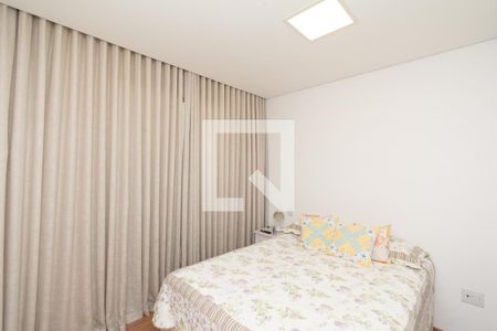 Apartamento à venda com 143m², 3 quartos e 3 vagasQuarto 2