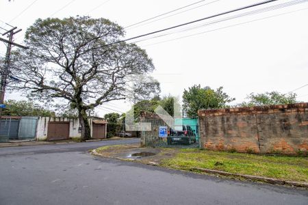 Casa à venda com 72m², 2 quartos e 1 vaga Casa à venda com 72m², 2 quartos e 1 vagaFachada