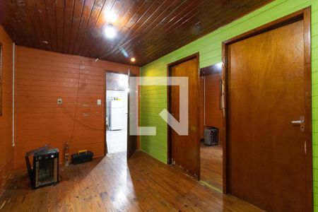 Sala de casa à venda com 2 quartos, 72m² em Passo das Pedras, Porto Alegre
