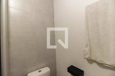 Apartamento à venda com 38m², 2 quartos e sem vaga Apartamento à venda com 38m², 2 quartos e sem vagaBanheiro