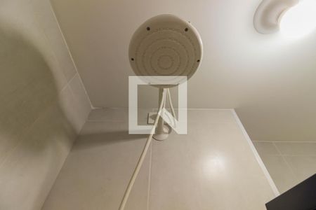 Apartamento à venda com 38m², 2 quartos e sem vaga Apartamento à venda com 38m², 2 quartos e sem vagaBanheiro