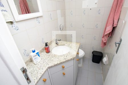 Apartamento para alugar com 68m², 2 quartos e 1 vaga Apartamento para alugar com 68m², 2 quartos e 1 vagaBanheiro