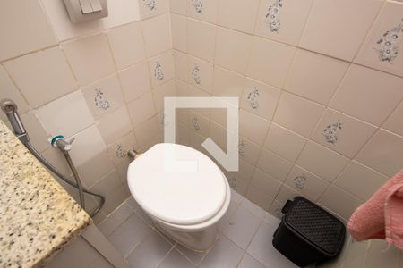 Apartamento para alugar com 68m², 2 quartos e 1 vaga Apartamento para alugar com 68m², 2 quartos e 1 vagaBanheiro
