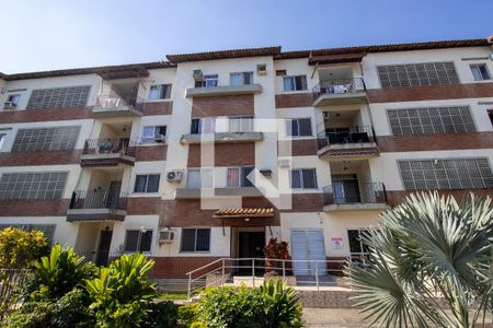 Apartamento para alugar com 68m², 2 quartos e 1 vaga Apartamento para alugar com 68m², 2 quartos e 1 vagaFachada