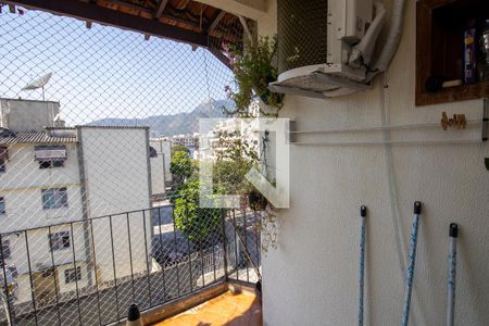 Apartamento para alugar com 68m², 2 quartos e 1 vaga Apartamento para alugar com 68m², 2 quartos e 1 vagaVaranda