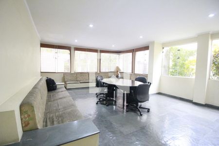 Apartamento à venda com 80m², 3 quartos e 1 vaga Apartamento à venda com 80m², 3 quartos e 1 vagaÁrea comum - Salão de festas